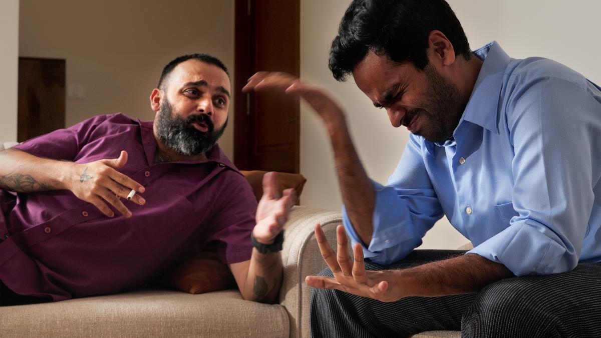 Neil Simon's vintage comedy 'The Odd Couple' returns to theaters in Bengaluru

