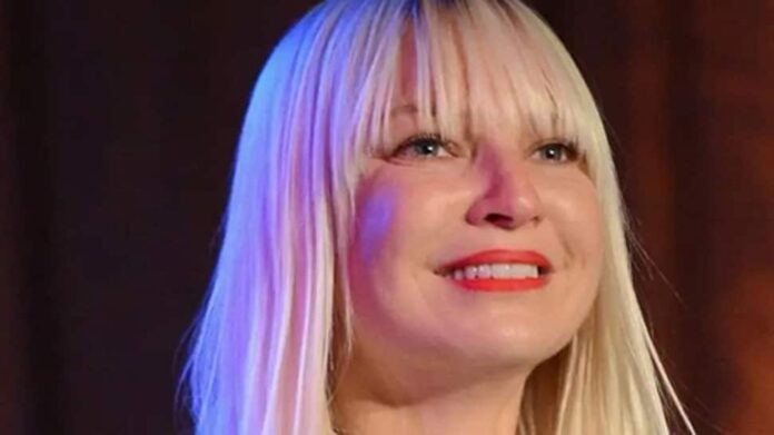 Cheap thrills fame singer Sia files after 2 years of marriage, files for divorce

