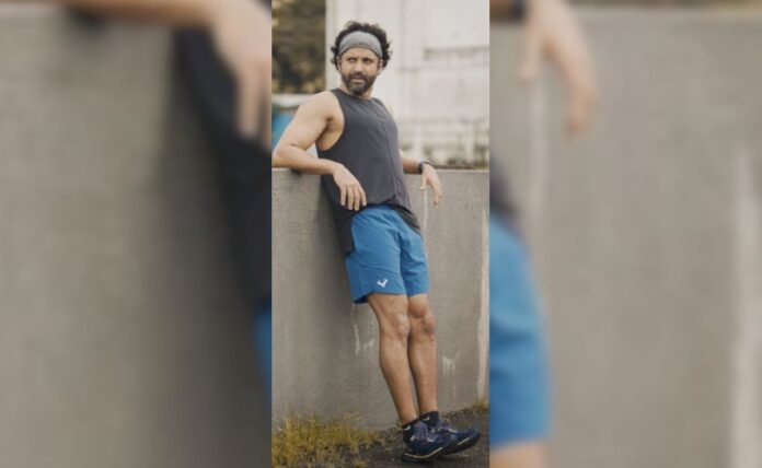 Farhan Akhtar recalled American boxing legend George Foreman: 