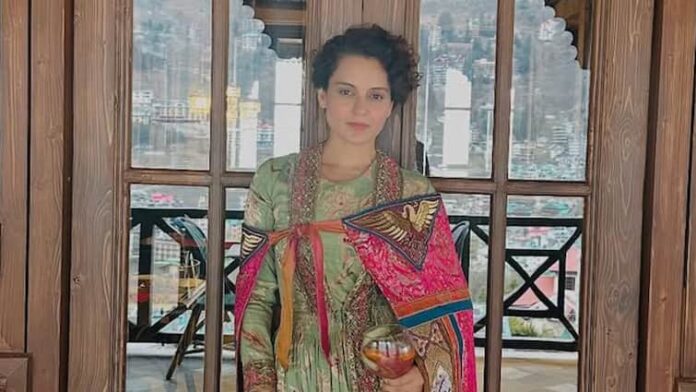 Kangana Ranaut Receives 
