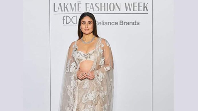 Kareena Kapoor celebrates 25 -year -old Lakme Fashion Week, remember the ramp with Timur in my stomach

