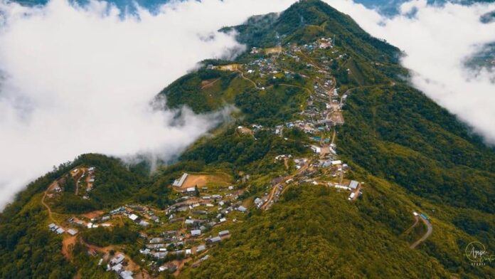 Manipur's 'Bollywood' performs village artists

