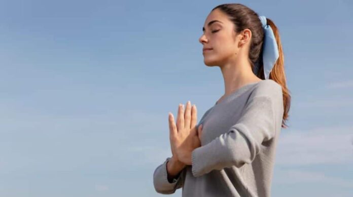 Mind-Skin Connection: How does mental health affect your color?

