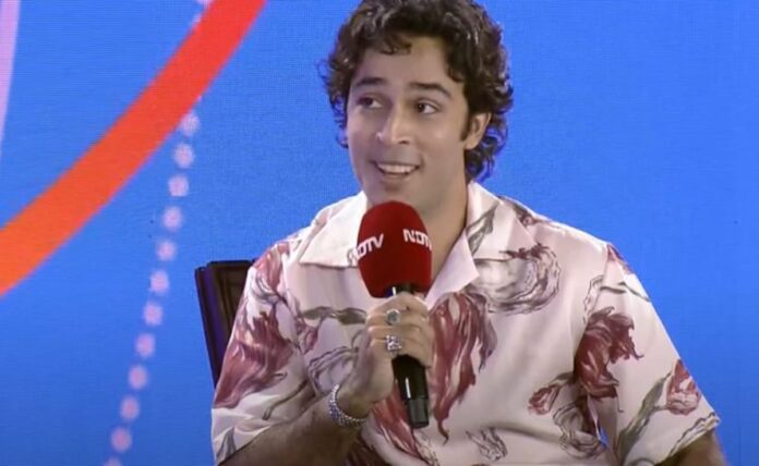 NDTV Yuva: Ramesh Sippy's grandson Zahan Kapoor revealed that when he first saw <i>cinder</i>Q - A Hrithik Roshan Connection

