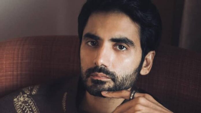 Ishwak Singh On 