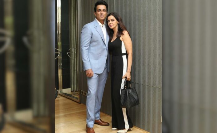 Sonali Sood's wife Sonali meets a car accident on the Mumbai-Nagpur highway


