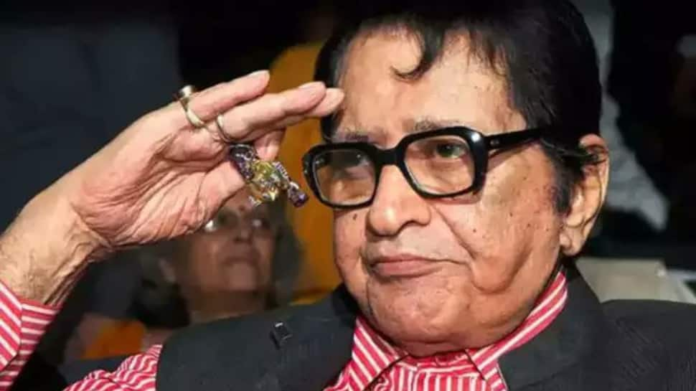 Actor Manoj Kumar Draid brought to his residence

