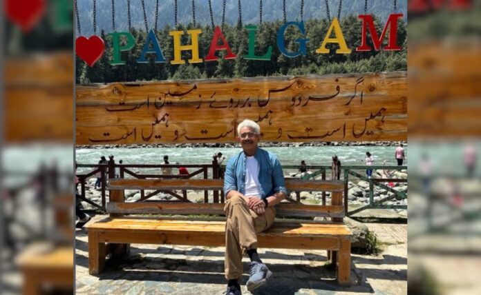 After the terrorist attack, Atul Kulkarni visited Pahalgam: 