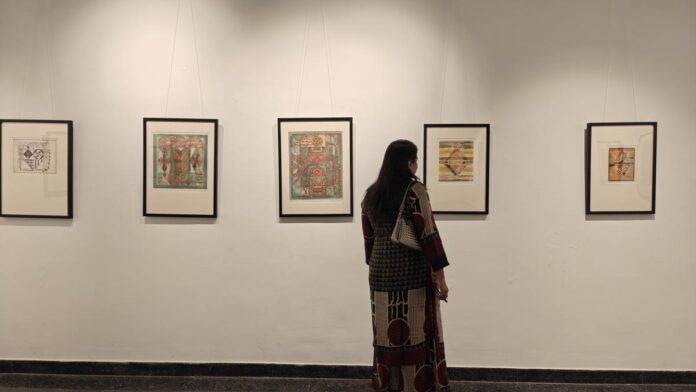 Artist Akitit Narayanan's geometric abstraction world is on performance in Chennai

