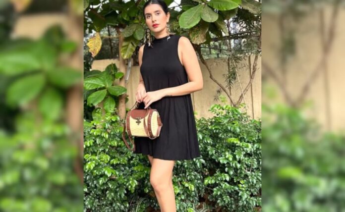 Charu Asopa trolled his shopping at New House: 