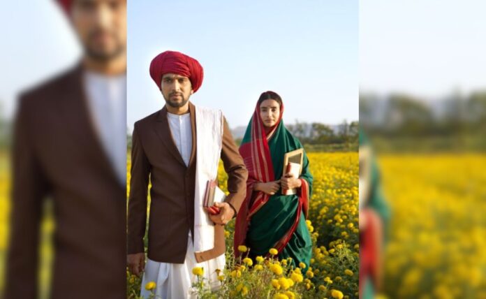 <i>Fule</i> Review: Pratik Gandhi-Patralakha film is an inspirational story

