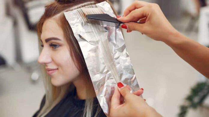 Henna Cream vs. Chemical Hair Dye: Which is better for your hair

