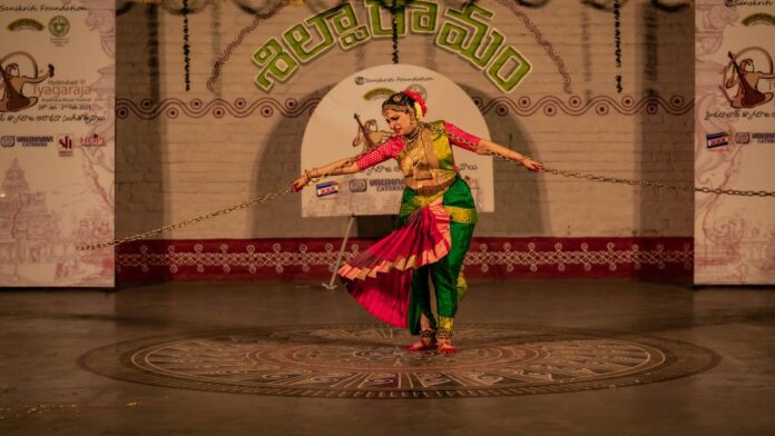 Manomanthana of dancer Srivivavia Angara celebrated Tyagaraja's compositions and talent

