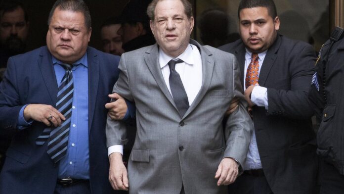 Nine gamblers as Venstein's lawyers tried to take him to hospital from jail during a Metu retric

