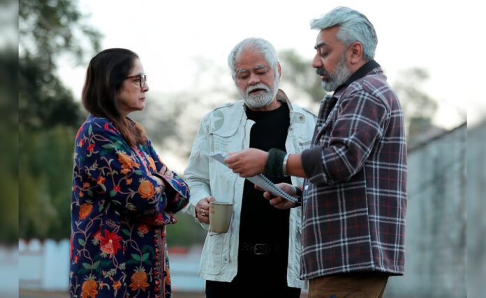 Sanjay Mishra and Nina Gupta shooting <i>Slaughter 2</i>


