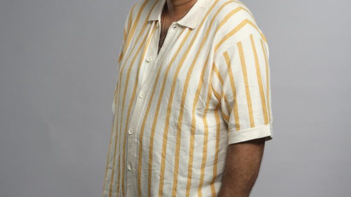 Theater is like my comfort food, lentils and rice: Kumud Mishra 

