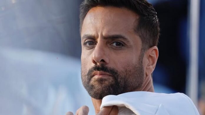 Fardeen Khan Teases Stylish Look As Dev In Comedy Drama 