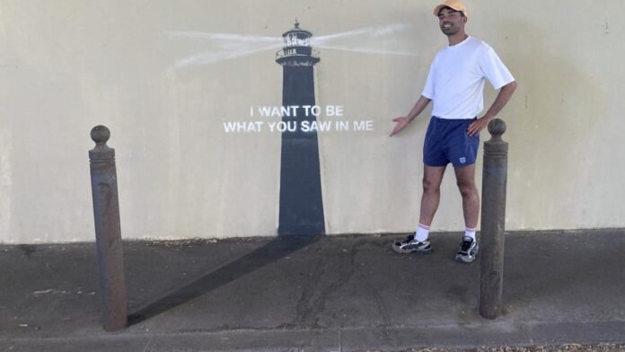 In Marsile, a shadow becomes a banquet's latest street in the art.

