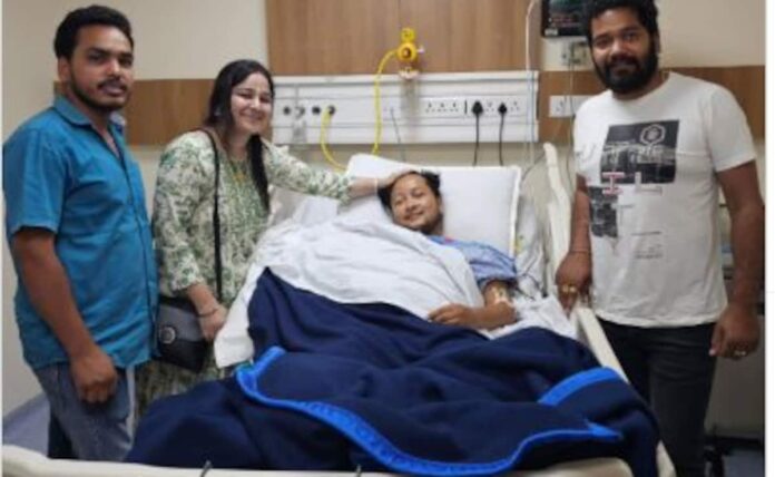 Indian statue 12 winner Pavdeep Rajan out of ICU, friend shares the picture from the hospital

