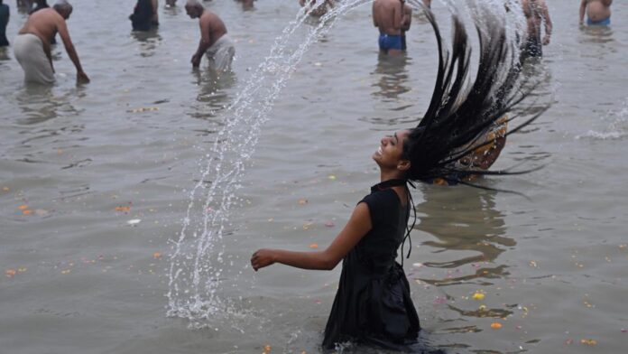 Pillar | Why is the Internet Lewis Hamilton a digital bath in the Ganges?

