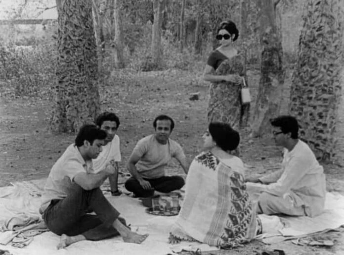 Memory Game Scene Satyajit Ray Aranyer Din Ratri Sharmila Tagore Cannes 2025 Memory Game Scene In Satyajit Ray’s Aranyer Din Ratri Has A Chilling Real-Life Echo 