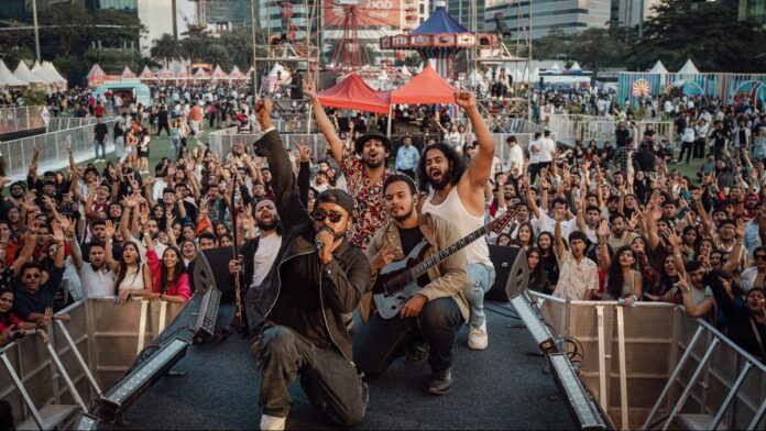 The song 'Main Sach Kahun' until the last minute India reveals a wave of emotions

