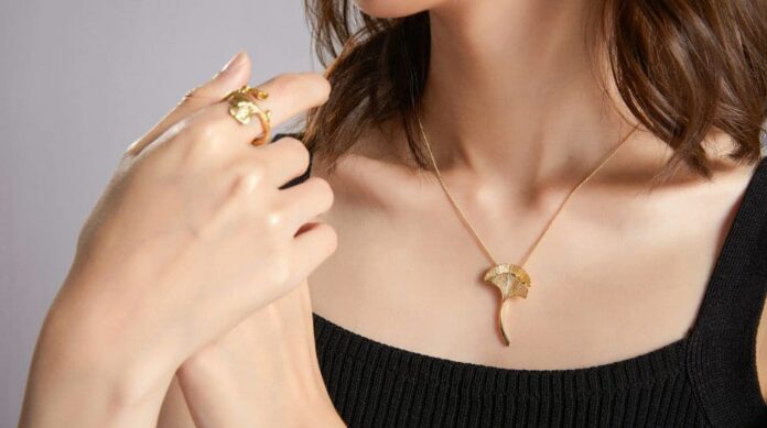 Think twice before wearing gold: 10 important things you must know


