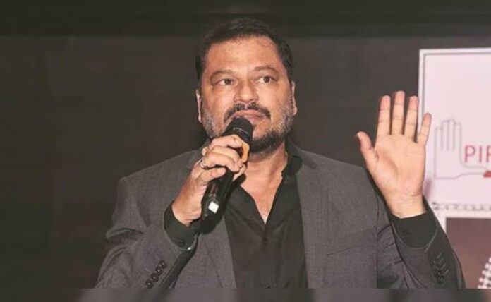 Veteran makeup artist Vikram Gikwad dies at the age of 65. Aamir Khan, Anushka Sharma and other post tributes

