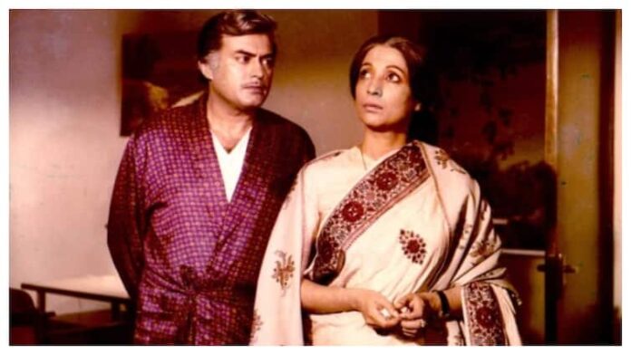Kishore Kumar Banned, Aandhi Removed From Cinema: What Really Happened During The Emergency Kishore Kumar Banned, Aandhi Removed From Cinema: What Really Happened During The Emergency