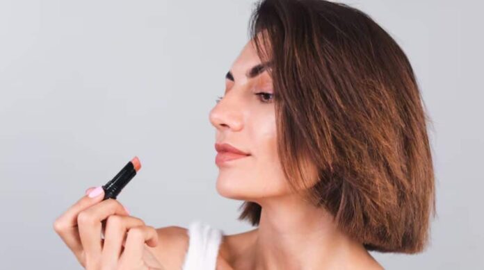 How is brown lipstick challenging red's dominance?

