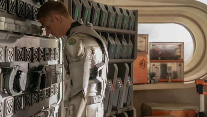 Review of 'Murder Bot' series: Alexander Scarsgard Shine in Science Fiction Comedy

