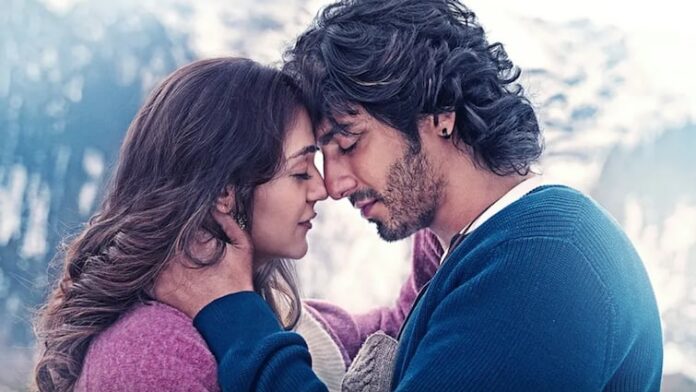Saiyaara Advance Booking Ahaan Panday Debut Film By Mohit Suri Collects Rs 4.41 Cr Before Release 