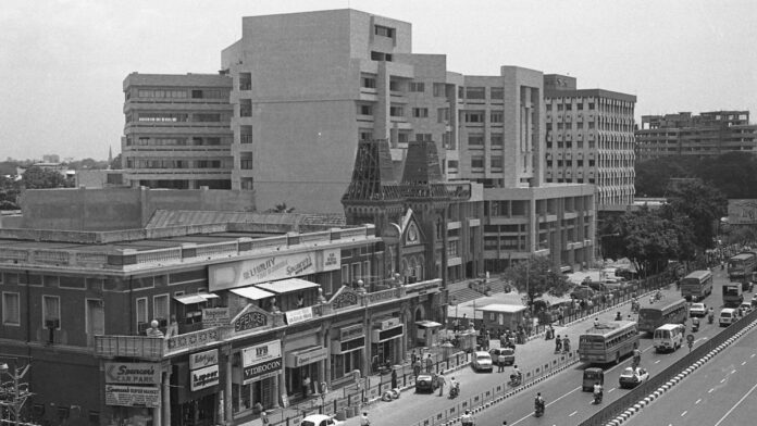 From Spencer Plaza to Marina Beach: Try a apathetic trip to Madras of 90s

