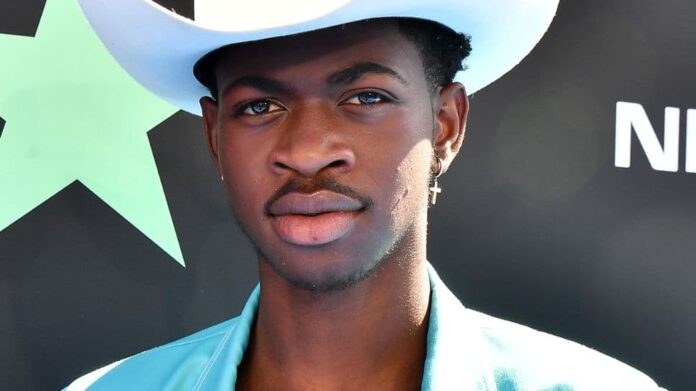Lil Nas X was arrested after an irregular street incident in Los Angeles, to stay in jail till the judge hearing on Monday

