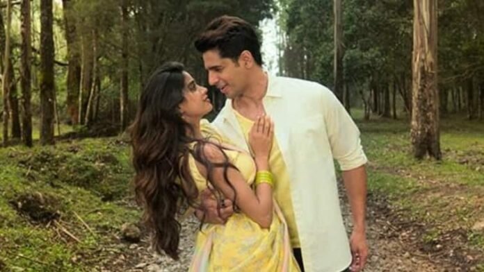 param-sundari-advance-booking-sidharth-malhotra-janhvi-kapoor Param Sundari Advance Booking: Sidharth Malhotra & Janhvi Kapoor Film Sells 12,000 Tickets Before Release