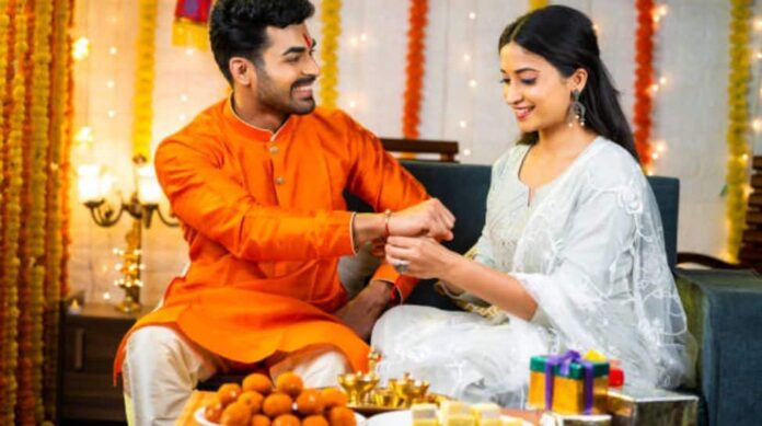 Raksha Bandhan 2025: Best Brother- Sister Duo

