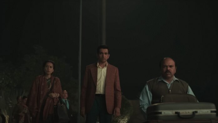 Review of 'Saare Jahan Se Accha' series: Know your detective with Pratik Gandhi and Sunny Hinduja

