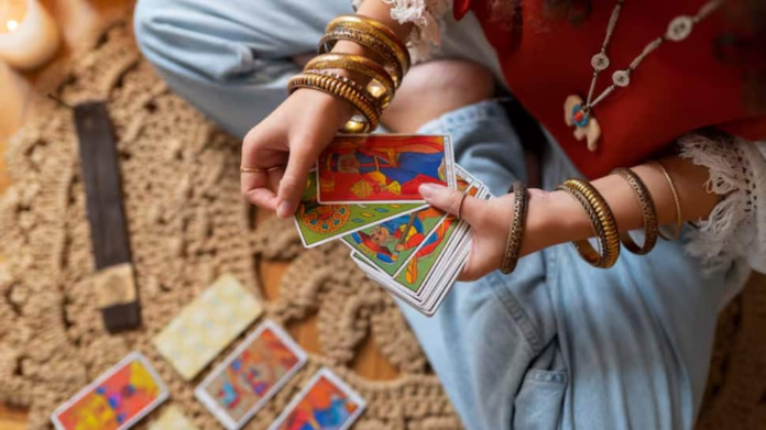Tarot card reading horoscope for August 30 today: ignoring problems will not disappear; Take time to stop and reflect

