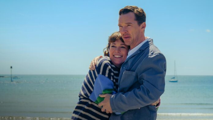 'The Roses' Movie Review: Benedict Cumberbatch, Olivia Colman love and this picture of war are unmistakable  

