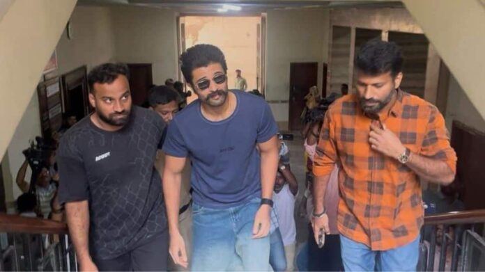 Vijay Devarakonda appears before Ed in the alleged illegal betting app case

