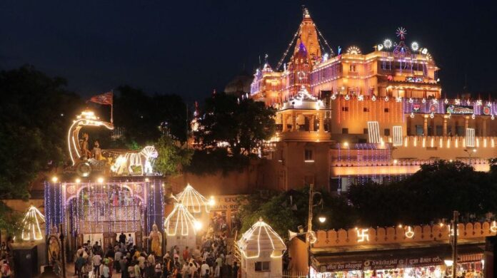 What is special about the celebration of the birth of Lord Krishnas in Mathura and Vrindavan?

