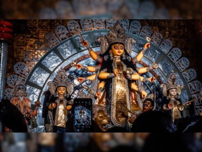 Durga Puja pandals should be visited in Pune in 2025

