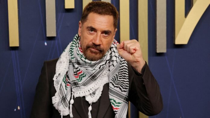 Javier bardem keffiyeh to support Gaza in 2025 EMMYS, calls for 'Free Palestine', ban on Israel on red carpet

