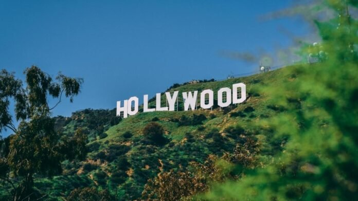 Colleen Hoover on 'Regretting You' Men, Romantic Movies and Shirtless Scenes