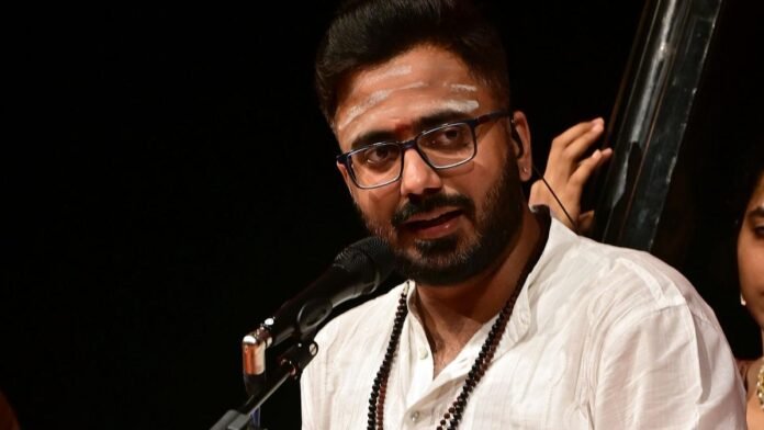 Bharat Sundar's Nagaswaram-inspired 13-minute Abheri Alapana was the pinnacle of his singing.
