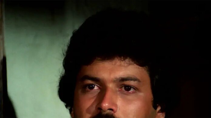 Who am I? Bollywood superstar who worked with Rishi Kapoor, Juhi Chawla but suddenly disappeared... Reportedly jailed for encroachment in ashram, missing for 33 years