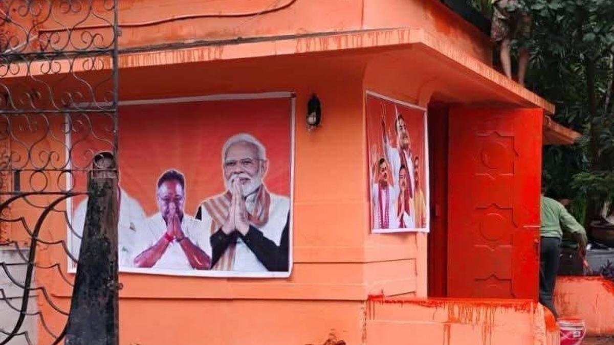Protest against painting the security room of Lalit Kala Akademi with saffron colour; Theater artists wrote a letter to BJP Bengal chief