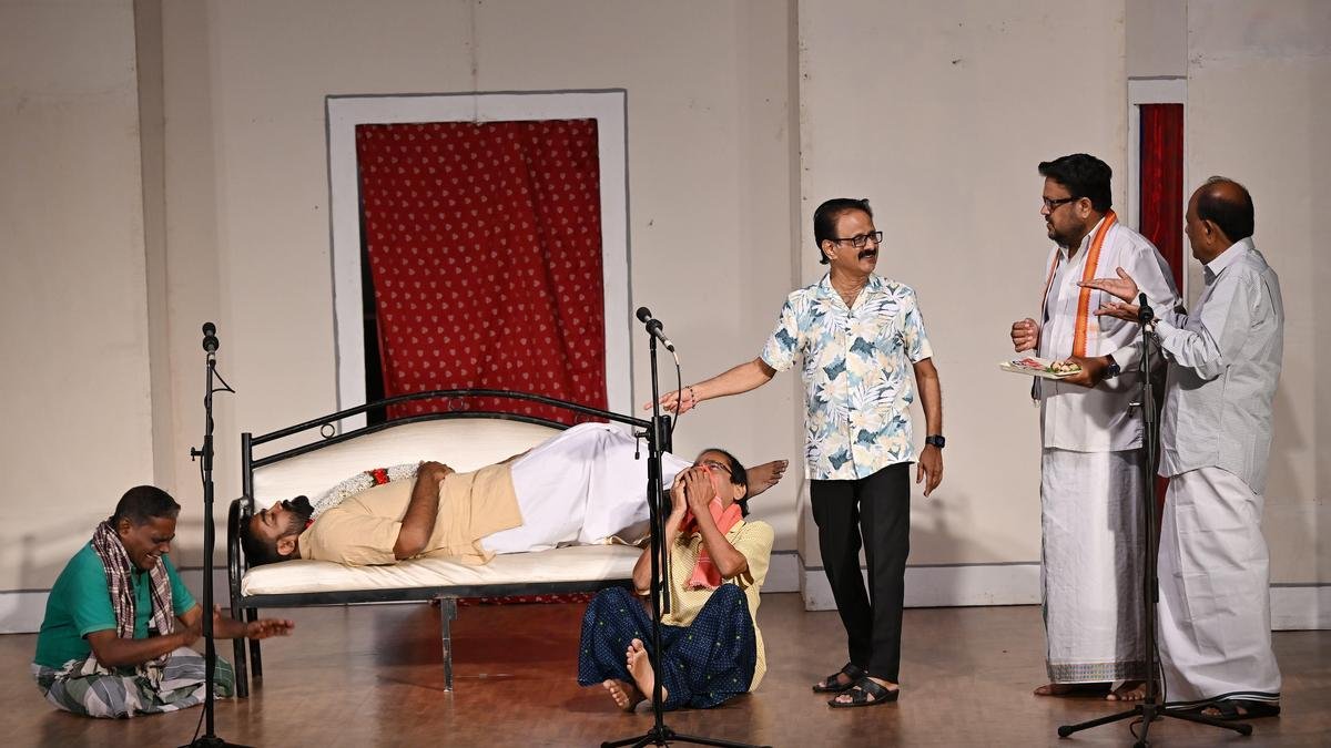 WATCH: 'Madhu' Balaji on keeping Crazy Mohan's legacy alive with 'Chamber of Humour'