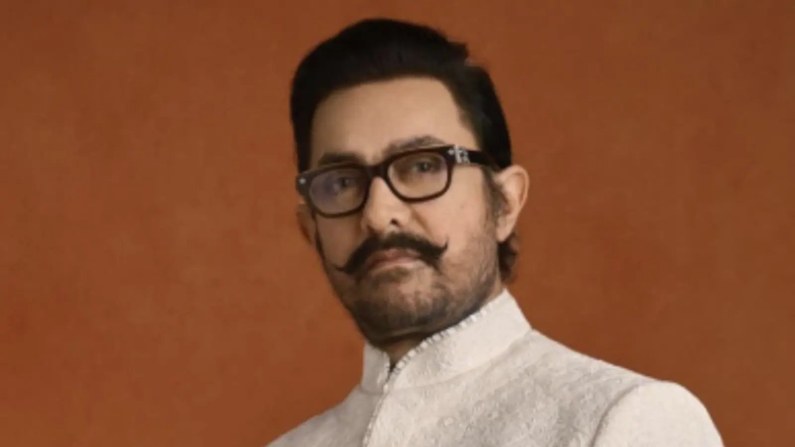 Aamir Khan will receive the Screen Icon Award at the Singapore International Film Festival next month.