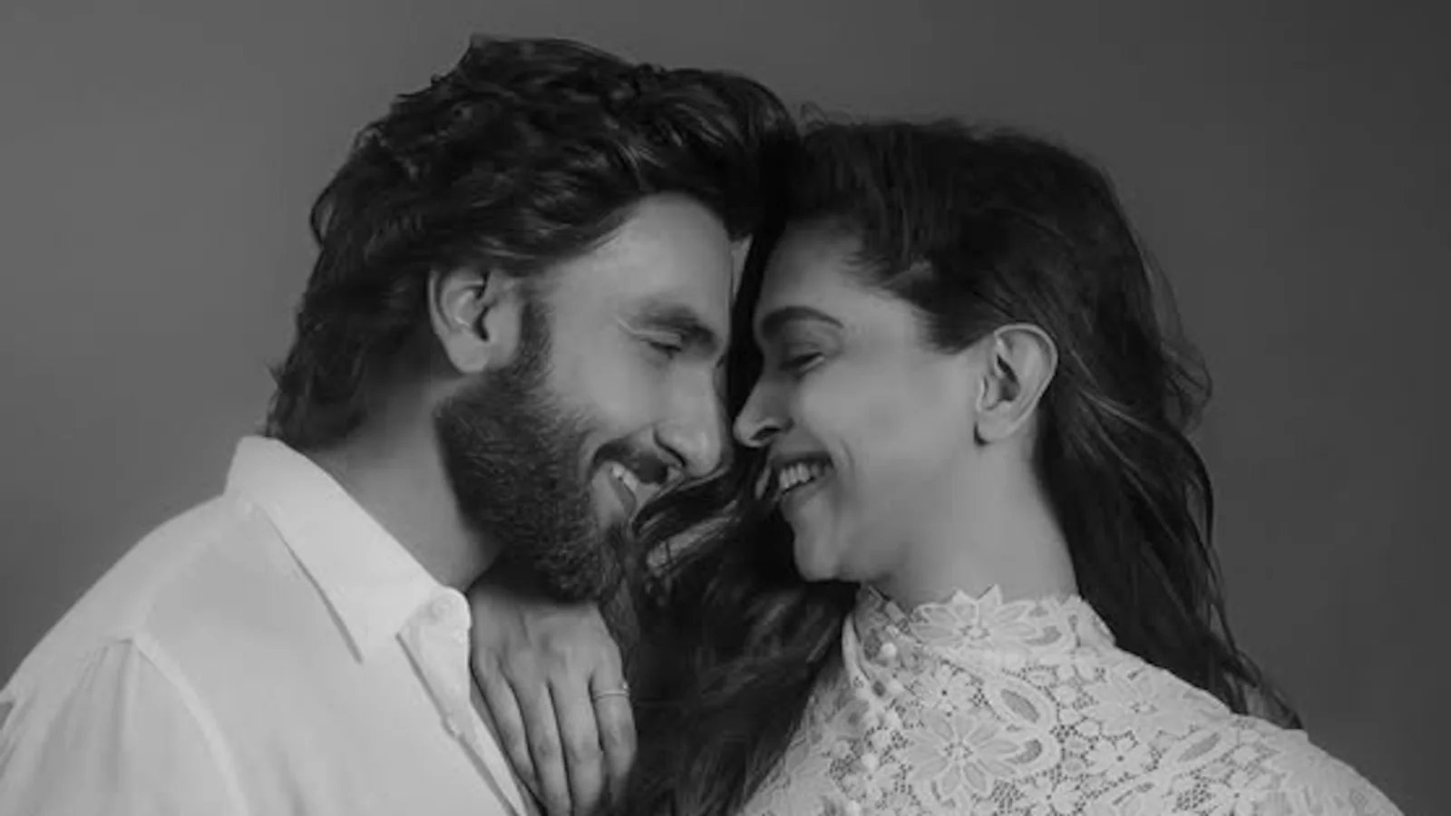 Deepika Padukone and Ranveer Singh have given birth to a baby girl